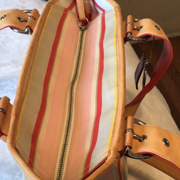 Coach Bags - Picture 5 of 11